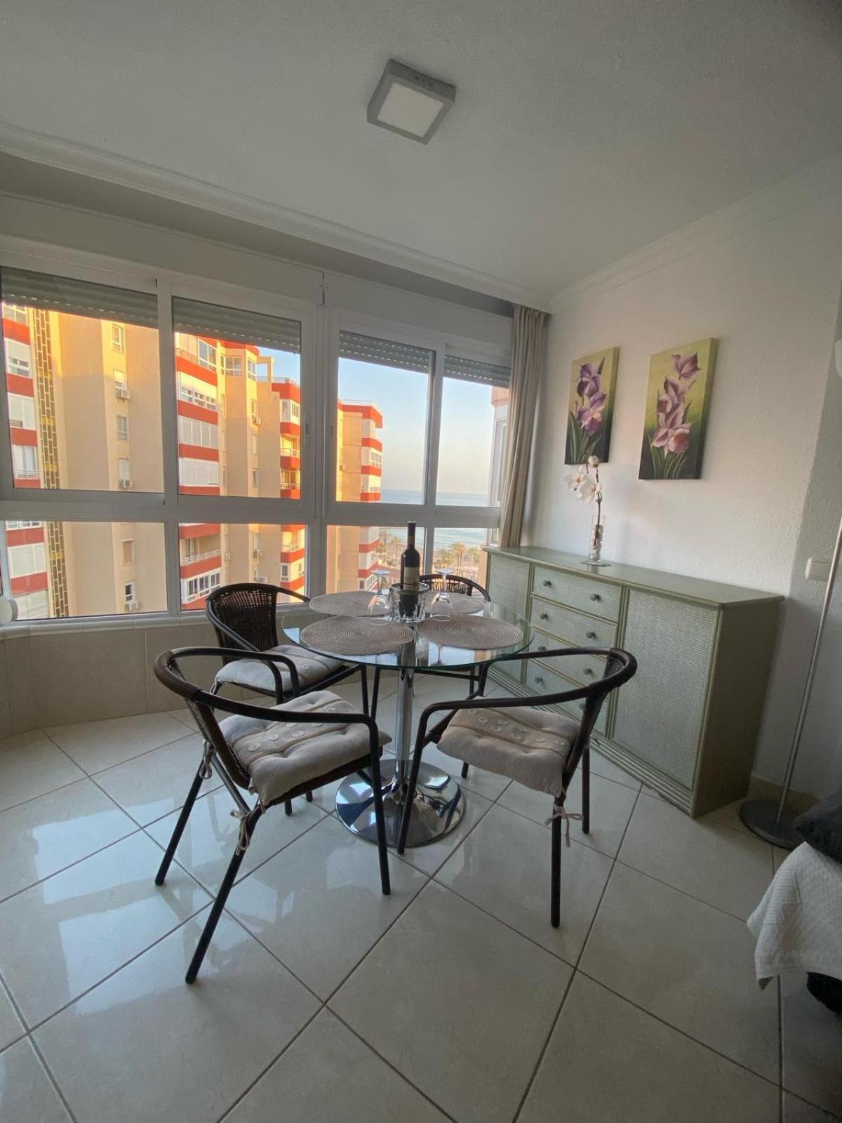 Apartamento Frente Al Mar Торрокс Екстер'єр фото